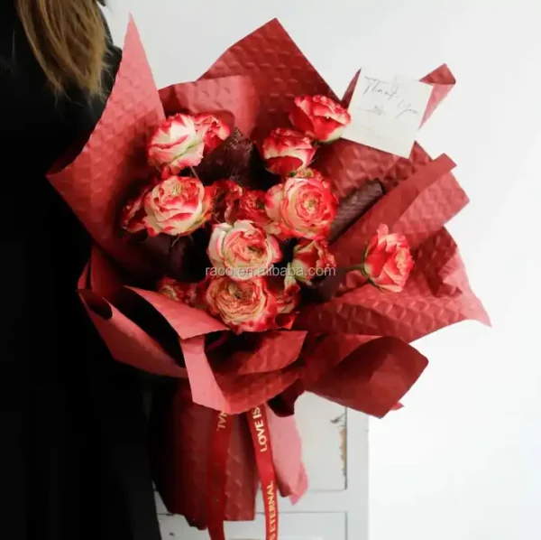 Design a new four-leaf clover printed fresh-keeping paper with flower pattern embossing flower wrapping paper - Image 6