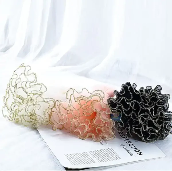 Floral Wrapping Mesh Paper Black Bouquet Packing Paper Supply Wrinkled Wavy Net Yarn Valentine's Day - Image 4